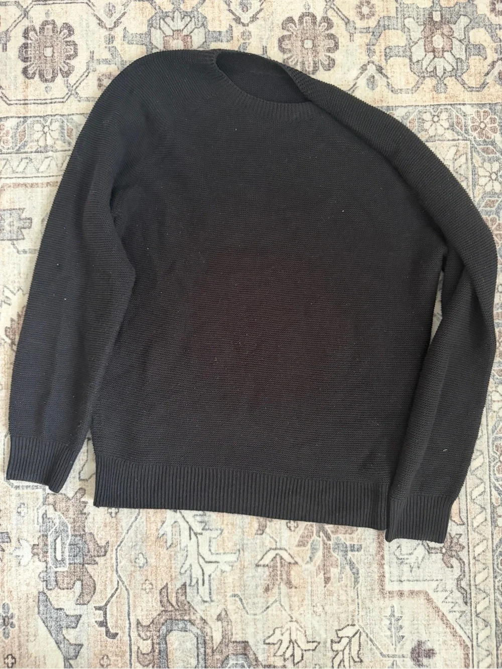 Uniqlo Black Crewneck Knit Sweater